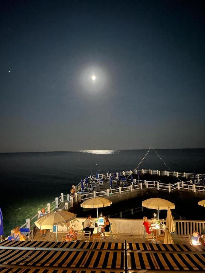 Hotel Le Najadi Santa Marinella Eksteriør billede